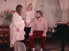 Threesome introduction for a young woman (1979)